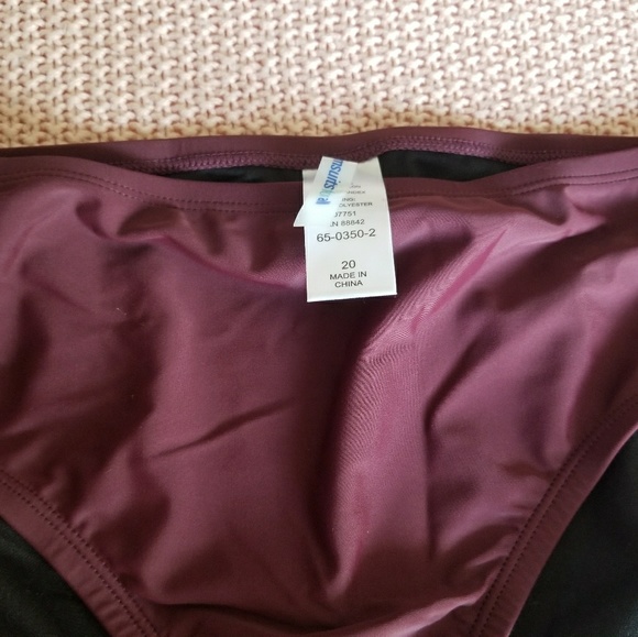 Activist bikini bottom NWT - Picture 4 of 4